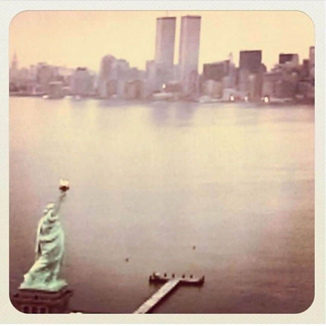 New Yorkさんのインスタグラム写真 - (New YorkInstagram)「A Mother Mourns Forever 9/11」9月11日 22時04分 - newyork