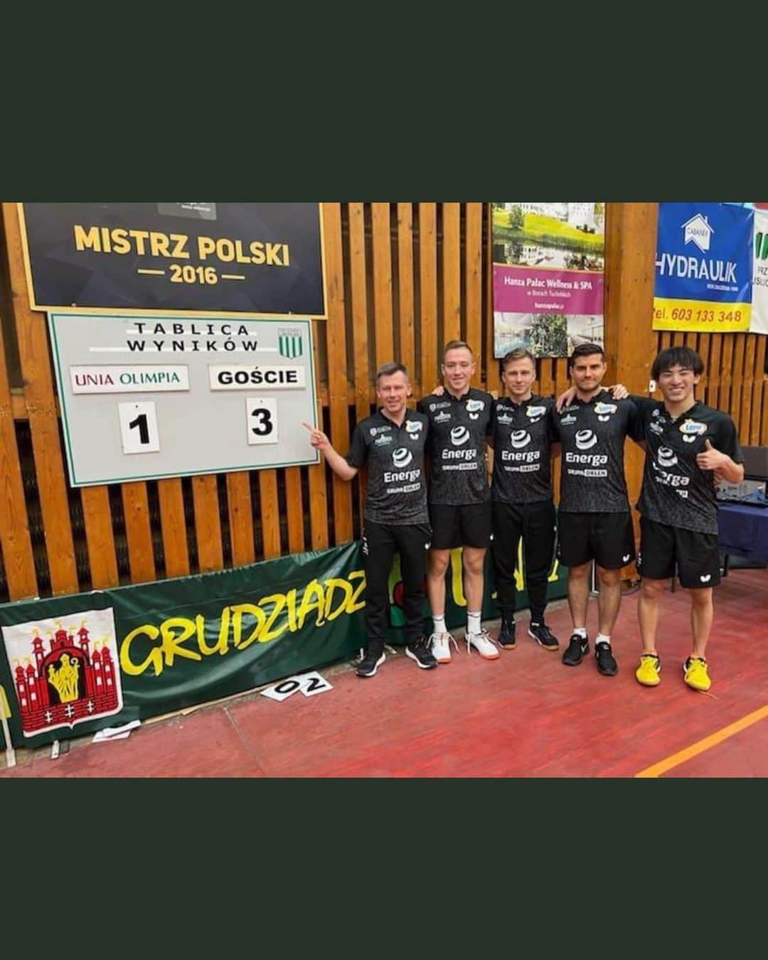 松山祐季のインスタグラム：「初めてのポーランドリーグ ホーム戦とアウェイ戦勝利👍 自分は日本に帰りますがめちゃくちゃ応援してます📣💪💪 @energamanekintorun  #lottosuperliga」