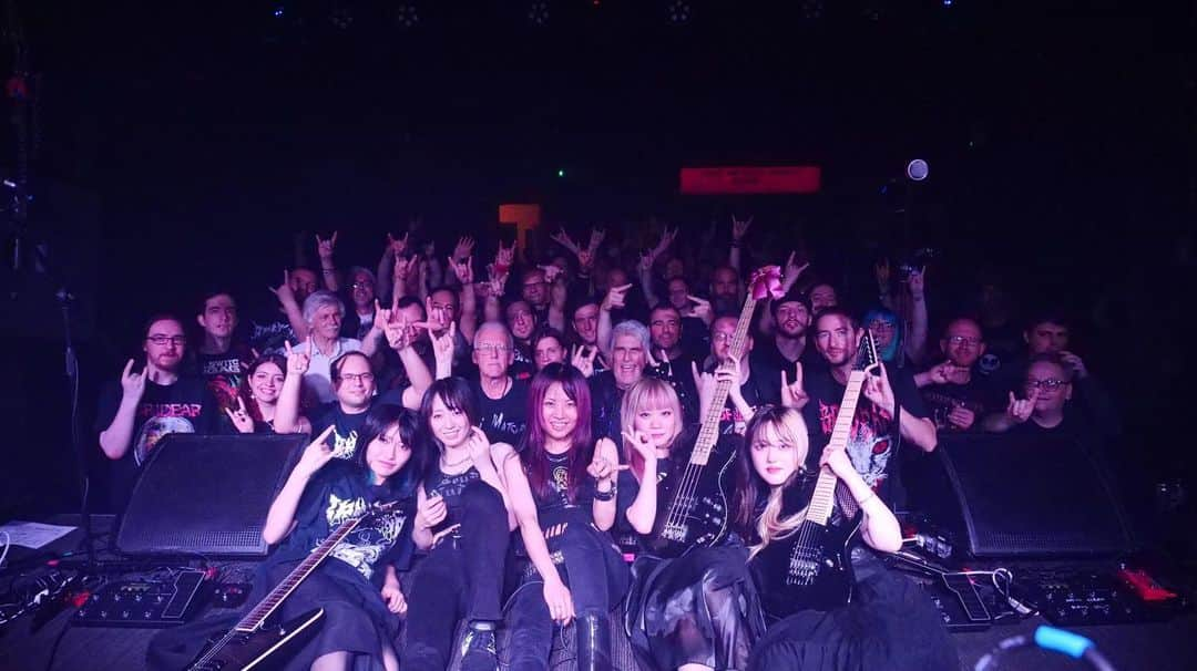 BRIDEARのインスタグラム：「Thank you Birmingham! The castle & falcon  Decide to Survive Tour  #BRIDEAR #decidetosurvivetour2022  #band #girlsband #live #uk  #birmingham  #castleandfalcon  #heavymetal #hardrock  #metal #japanese #japanesegirl  #music #musician #ガールズバンド #ヨーロッパツアー」