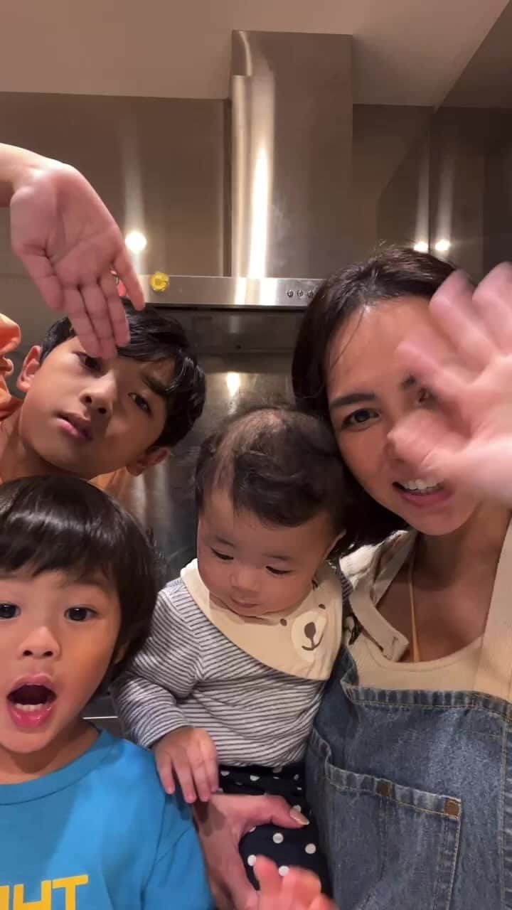 鈴木サチのインスタグラム：「. 今日もおサチキッチン見ていただいてありがとうございます😊 . . なおちゃんは最後の方🥰 (ファン用🤣)」