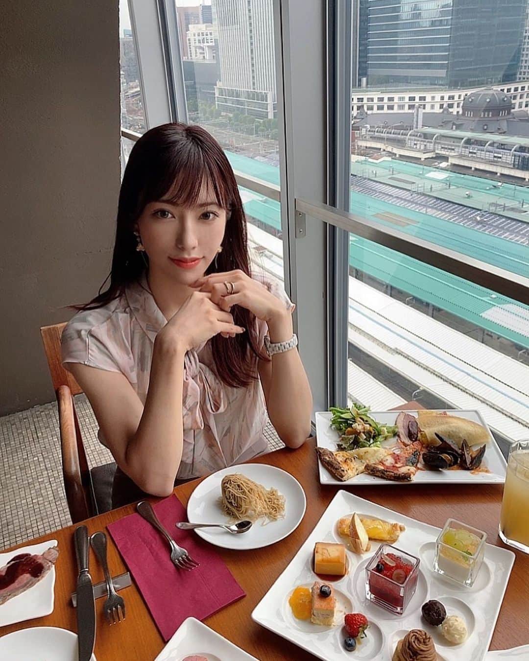 星野奏のグルメインスタ