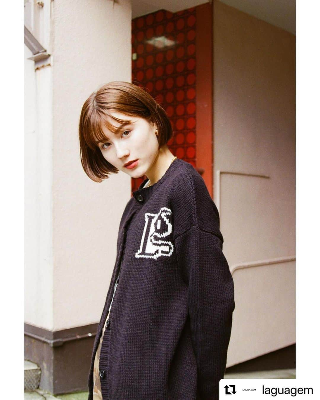 藤本林花美愛さんのインスタグラム写真 - (藤本林花美愛Instagram)「LAGUAGEM STREET SNAP -2022 Autumn & Winter   大好きな @laguagem の STREET SNAPに出演させていただきました！  コーディネート自分で組んだの🖤 WEBにも載ってるので ぜひチェックしてね😉  Thank you⭐︎ Photo: @asmnbok  Styling: @laguagem  @gogoanri @muro_aya   #laguagem #ラグアジェム  #藤本リリー」9月12日 20時18分 - lily_1001_official