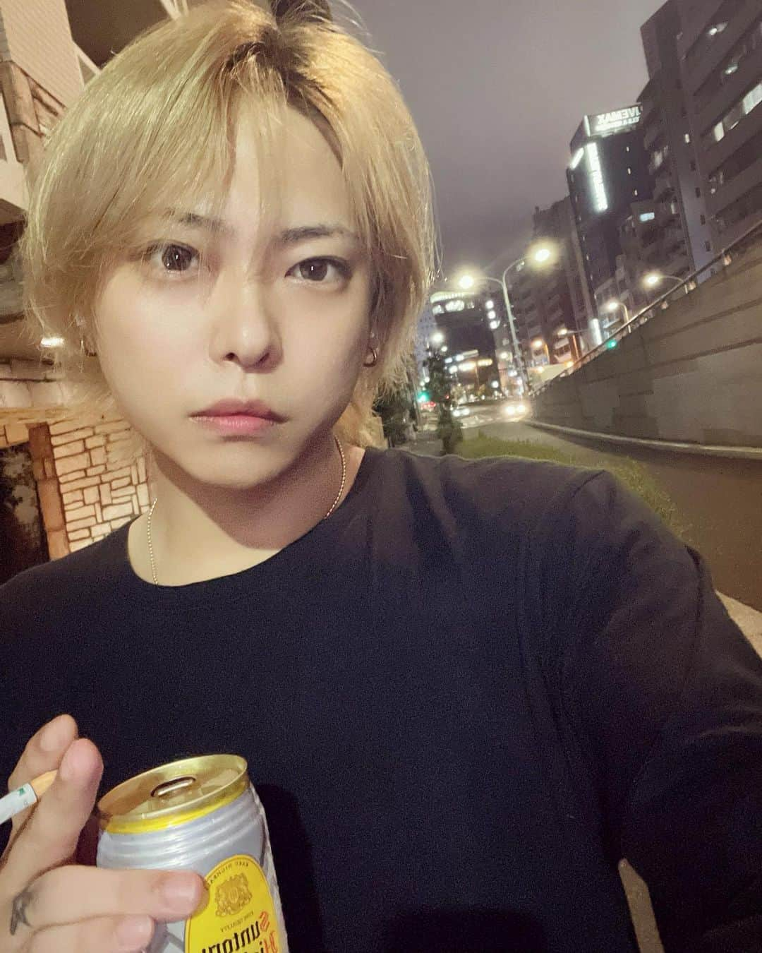 Aryuのインスタグラム：「🍺  #はいぼーるがすき  #角ハイボール  #ハイボールマンは今日も呑む」