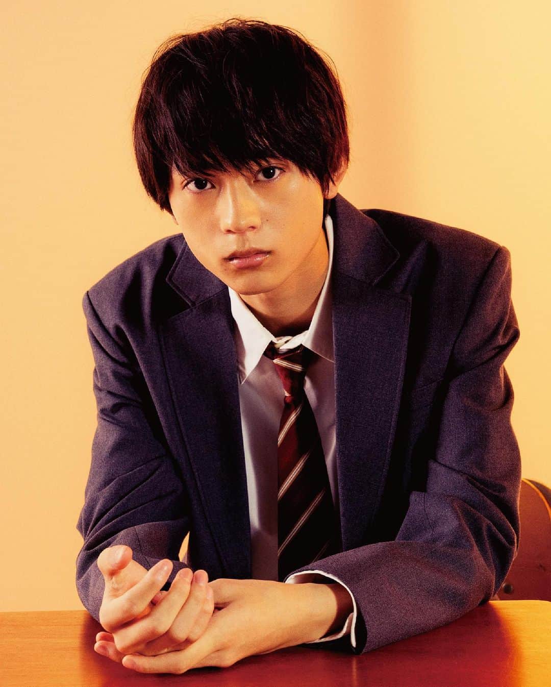 水沢林太郎さんのインスタグラム写真 - (水沢林太郎Instagram)「ABEMAオリジナルドラマ 「覆面D」に武藤啓役として出演させて頂きます。  今の若い世代に増えてきている社会問題をリアルな目線で描いています。 どうか、目を背けず、今起きている現状を受け止めて見て頂けると嬉しいですし、どんな形であれ皆さんにこのドラマの思いが届いたら良いなと思っております。  最新予告映像や色々な情報も順次解禁されていきますので、ABEMAドラマ公式、Twitterや TikTokなどをフォローして是非ご覧下さい！  初回放送は10月15日（土） 夜10時から放送開始です。 お知らせの通知などをONにして頂けると直ぐに見れると思いますので、是非ご覧下さい！  #覆面D」9月13日 12時21分 - rintaro_mizusawa_official