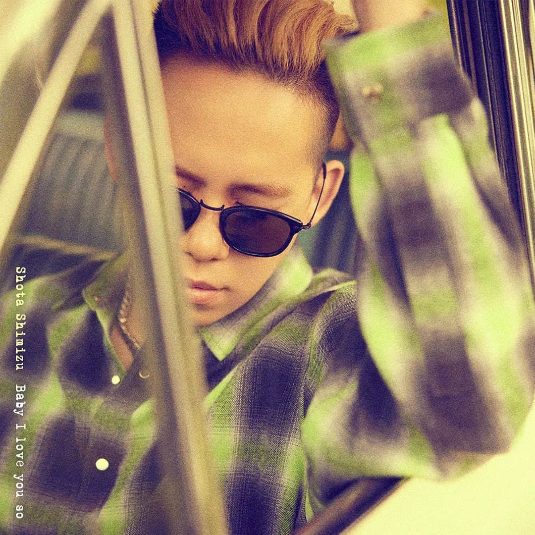 清水翔太のインスタグラム：「「Baby I love you so」 新曲でました🙇‍♂️」
