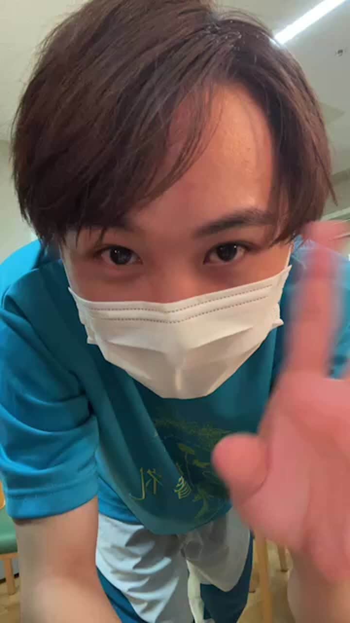 須賀健太のインスタグラム：「舞台『血の婚礼』インスタライブ！ 気になったら劇場へ！」