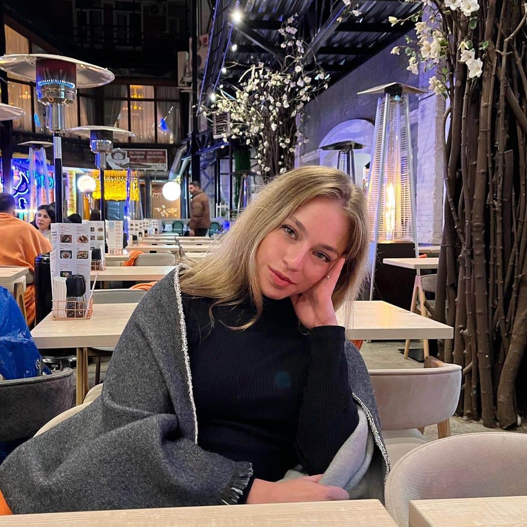エカテリーナ・ボリソワのインスタグラム：「The Funeral of my 22」