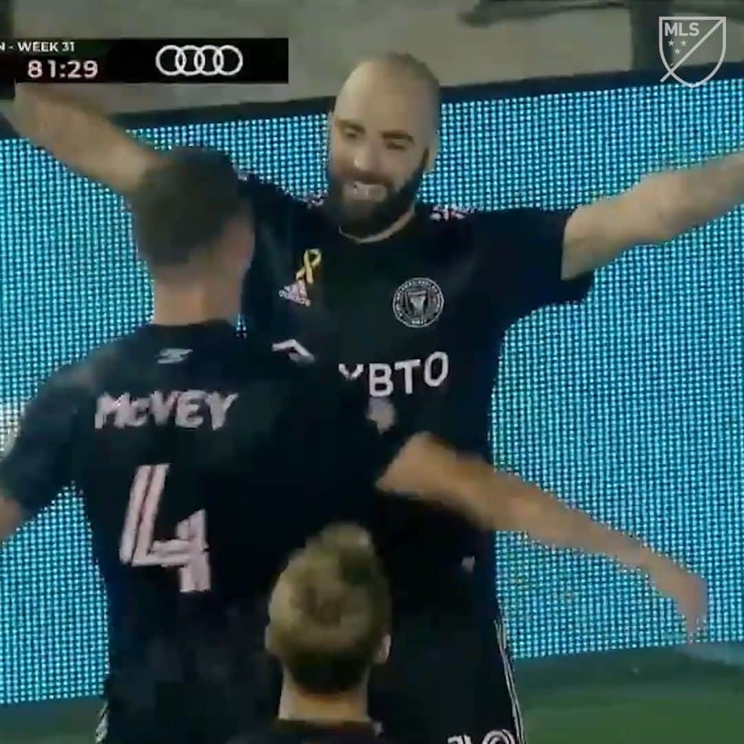 Major League Soccerのインスタグラム：「One goal on Tuesday, one goal on Wednesday, both in the same game. 👀 Gonzalo Higuain scored one goal before the weather delay and one goal once play resumed in his brace for @intermiamicf!」