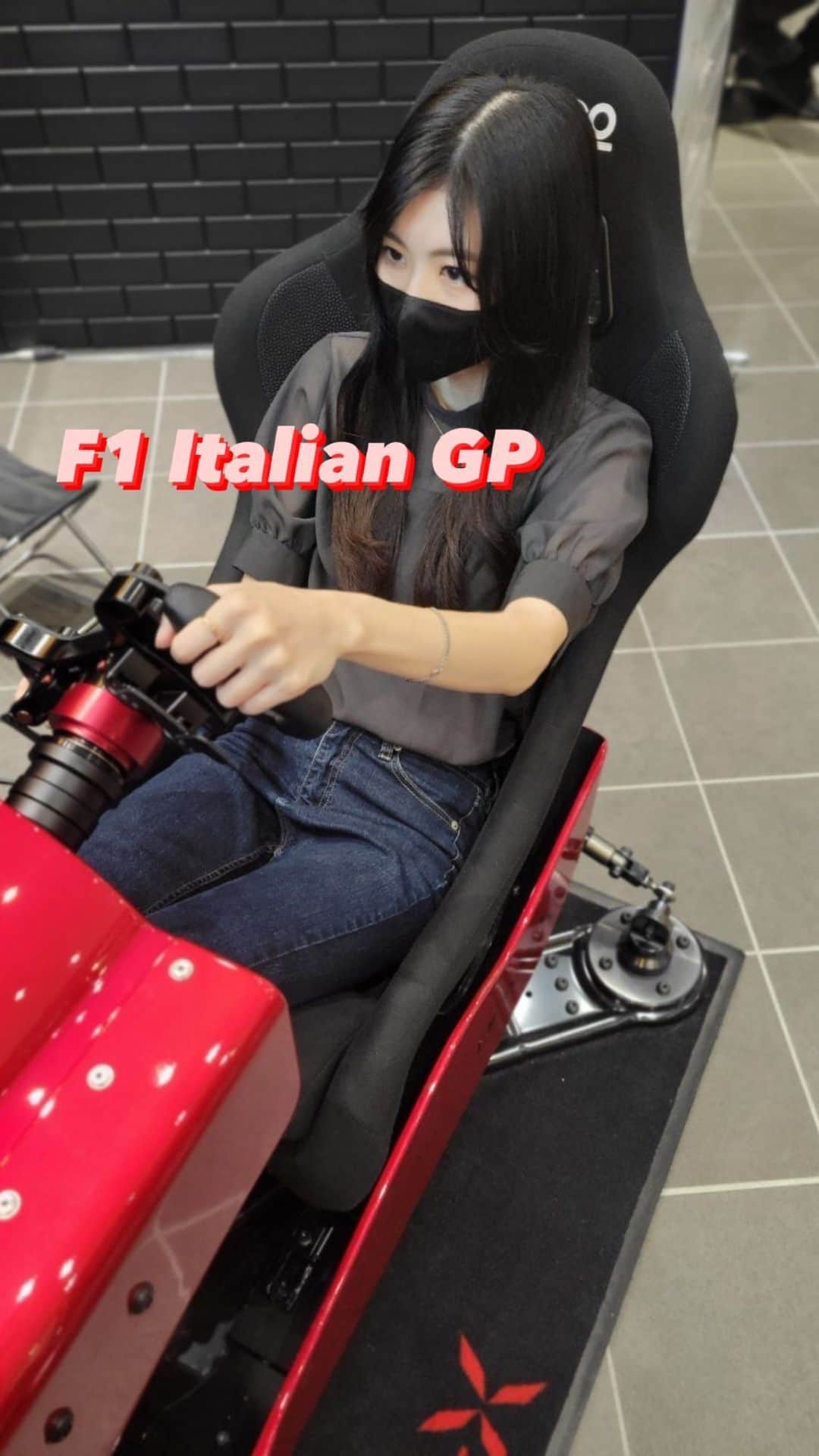 大島璃音のインスタグラム：「F1 ItalianGP振り返り🏎💨  リコリコの話題や、 最後は憧れのメイク品紹介まで💄✨  色んなことお話出来て 楽しい時間をありがとうございました🫶🏻」