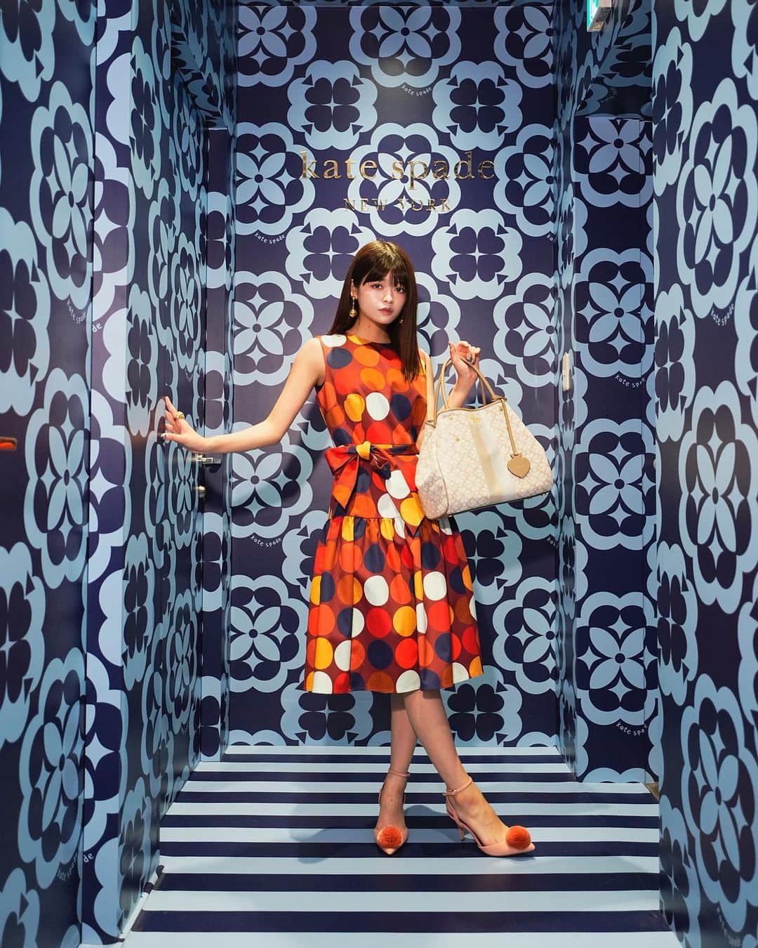 景井ひなのインスタグラム：「_ kate spade new york♤ “Saturday Open House”  . . ケイト・スペード ニューヨーク銀座店 3F の 期間限定(~10/2)で行われている “Saturday Open House” pop-up shop に お邪魔しました♤ . 全ての"可愛い"や"憧れ"が詰め込まれた空間で とても素敵だった..🦓♡ 気になった方は是非行ってみてね♤ . @katespadejapan #ケイトスペード #スペードフラワー #pr」