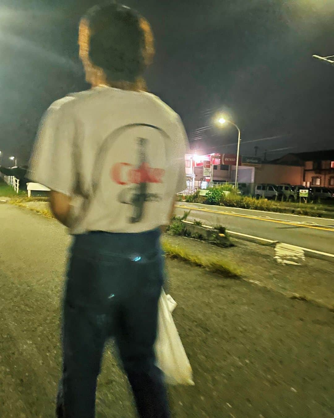 タクのインスタグラム：「9月の半ばの夜が一番夏の終わりを感じるよね。 この瞬間が1番好き」