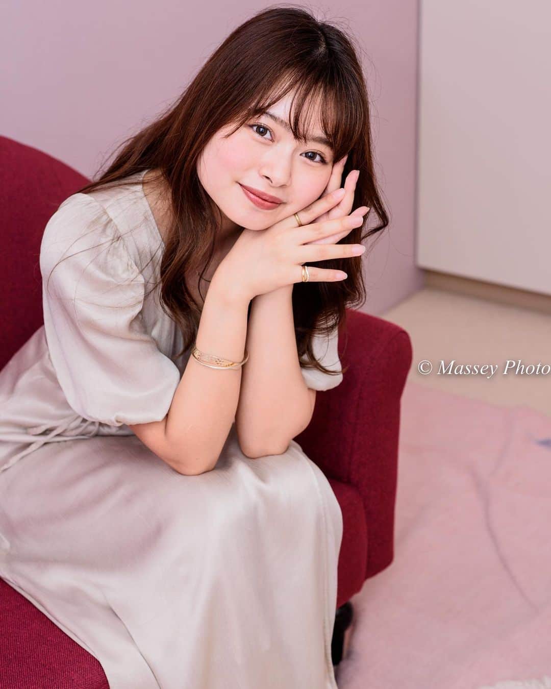 のインスタグラム：「. . . . 「studio Newt」で撮った写真です。 モデルは、みやびちゃんです。 It is a picture taken in the studio “studio Newt”. Her name is Miyabi. . . #ポートレート #ポートレート女子 #ポートレートモデル #ポートレート撮影 #ポートレート部 #ポートレイト #ポトレ #ポートレートモデル撮影 #被写体 #被写体モデル #被写体女子 #写真部 #東京カメラ部 #写真好きな人と繋がりたい #撮影会モデル #美女図鑑 #美人OL #cute #portrait #excellent_portraits #girlsphoto #lovers_nippon_portrait #portrait_perfection #portraitphotography #japanesegirl #japanesemodel #tokyogirl #good_portraits_world #모델촬영 #인물사진」