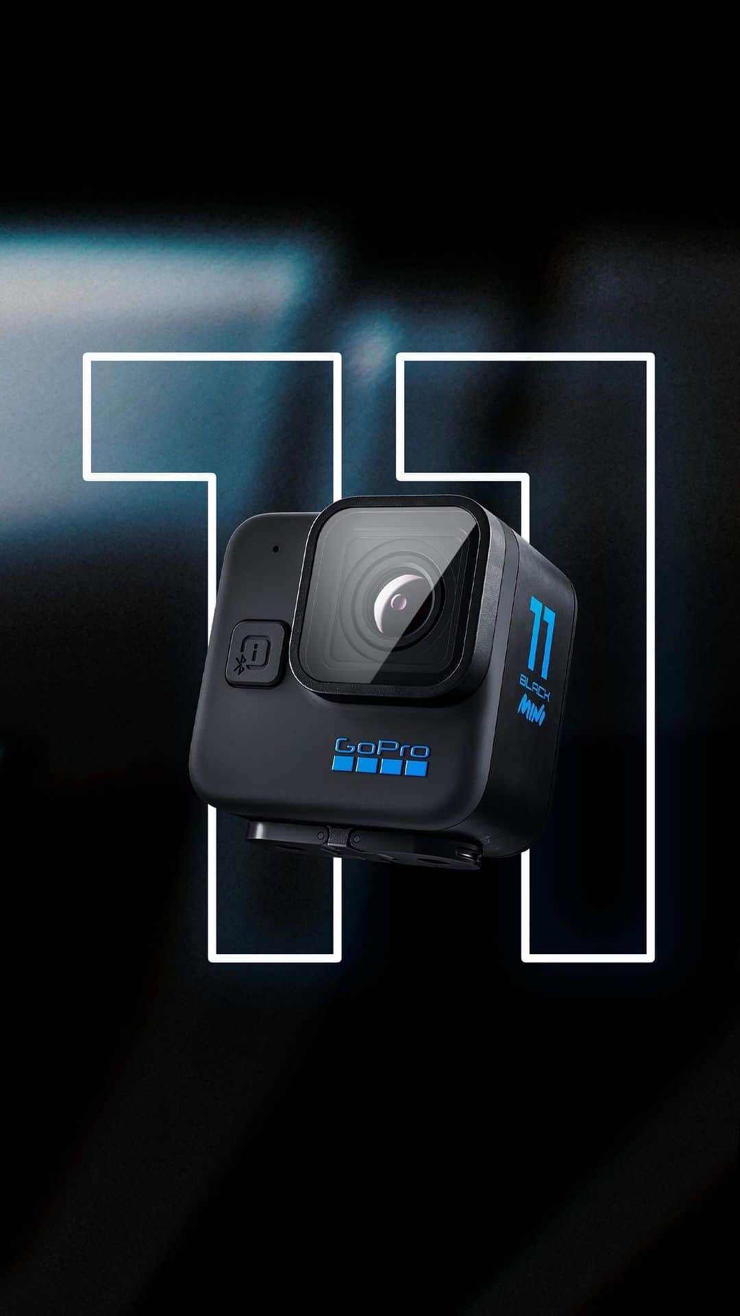 のインスタグラム：「#GoProHERO11 Black Mini、登場。 HERO11 Blackのパワーをそのままに。  ✔️ 自動ハイライトビデオ ✔️ x2 内蔵型マウントフィンガー ✔️ シンプルなワンボタン仕様でQuikCapture ✔️ ボイスコントロール ✔️ 耐久性 ✔️ 10メートルまでの防水性能 ✔️ 縦幅が増した新しいセンサー ✔️ Emmy® 賞を受賞した #HyperSmooth 5.0 + AutoBoost + 360° 水平ロック ✔️ 5.3K60 + 4K120 + 2.7K240 ✔️ 27MP写真 ✔️ 24.7MPフレームグラブ ✔️ 10-bitカラー (10億色以上の色) ✔️ Enduroバッテリーテクノロジー内蔵 ✔️ 耐久性 + 10mまでの防水性能 ✔️ 撥水レンズカバー ✔️ デュアルLCDスクリーン ✔️ 内蔵型マウント ✔️ GPS搭載 ✔️ HyperViewデジタルレンズ ✔️ ナイトエフェクト ✔️ + More  10/25から発売。」