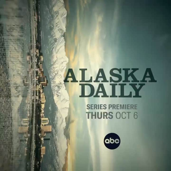 ジェフ・ペリーのインスタグラム：「It’s time to bring the truth to light 📰 #AlaskaDaily premieres Thursday, Oct 6 on ABC and Stream on Hulu! Can’t wait!! @alaskadailyabc @abcnetwork @hulu 👏」