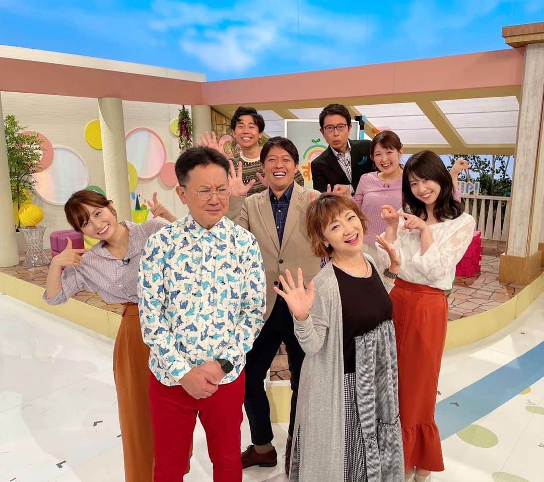 虎谷温子のインスタグラム：「今日の「す・またん！」は… たけし❤️まさ子　感動の再会…！ でした🥹🥹🥹 @takeshimori.free.tar.ana  @hasegawamasakodesu  #すまたん」