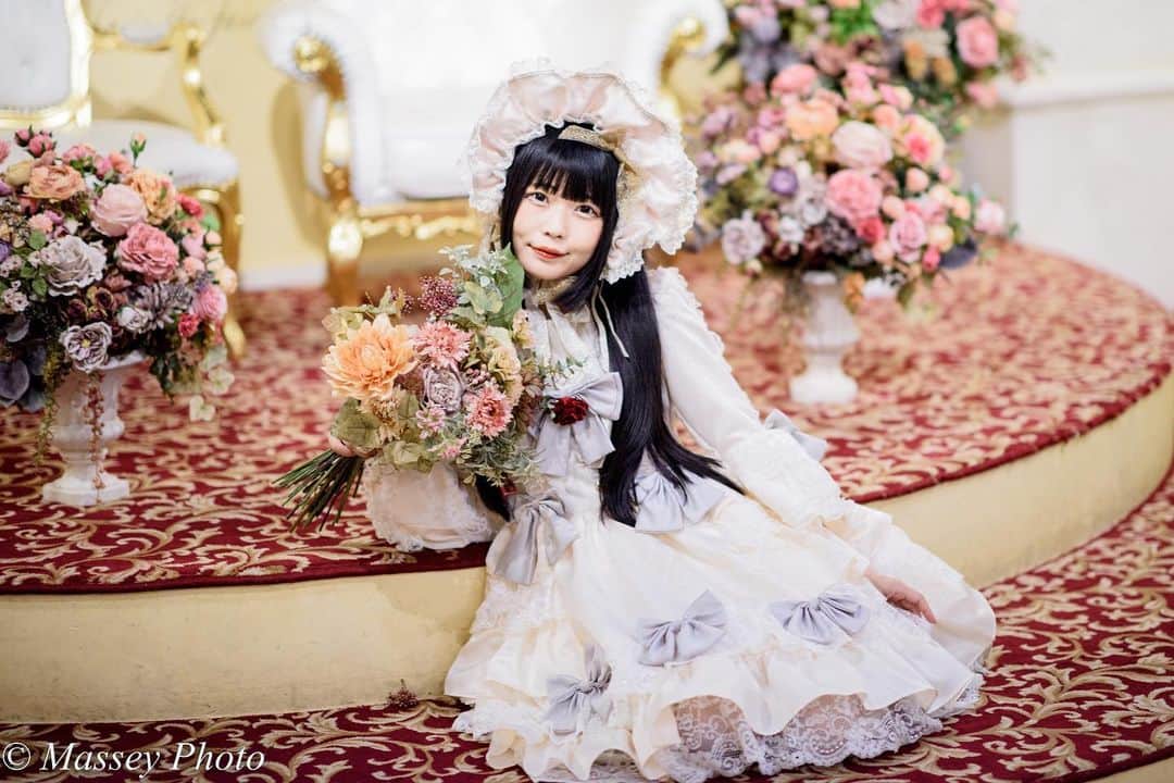 のインスタグラム：「. . . . 「SAVEPOINT～夢みる白雪姫～」で撮った写真です。 モデルは、SAKIちゃんです。 It is a picture taken in the studio “SAVEPOINT”. Her name is SAKI. . . #ポートレート #ポートレート女子 #ポートレートモデル #ポートレート撮影 #ポートレート部 #ポートレイト #ポトレ #ポートレートモデル撮影 #被写体 #被写体モデル #被写体女子 #写真部 #写真好きな人と繋がりたい #美女図鑑 #黒髪美女 #さきちょこ #可愛い女の子 #cute #portrait #excellent_portraits #girlsphoto #lovers_nippon_portrait #portrait_perfection #portraitphotography #japanesegirl #japanesemodel #tokyogirl #good_portraits_world #모델촬영 #인물사진」