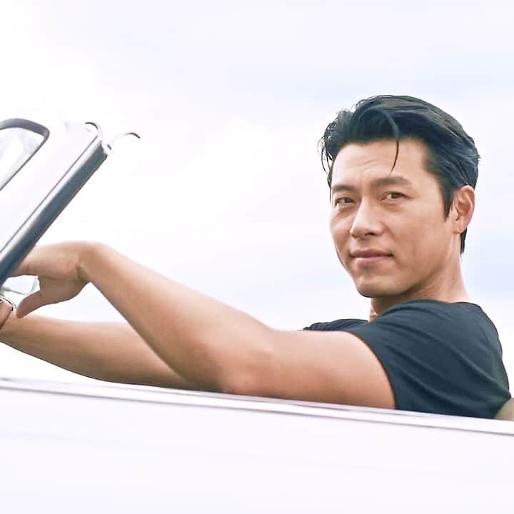 ヒョンビンさんのインスタグラム写真 - (ヒョンビンInstagram)「A Classic Icon Returns - Hyun Bin and the Speedmaster ’57 #OMEGA #Speedmaster #HyunBin #현빈 #ヒョンビン #玄彬」9月15日 22時31分 - withhyunbin