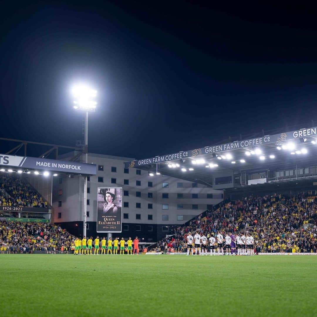 ティム・クルルさんのインスタグラム写真 - (ティム・クルルInstagram)「🖤  6 wins in a row 🔰 @norwichcityfc」9月15日 15時26分 - timkrulofficial