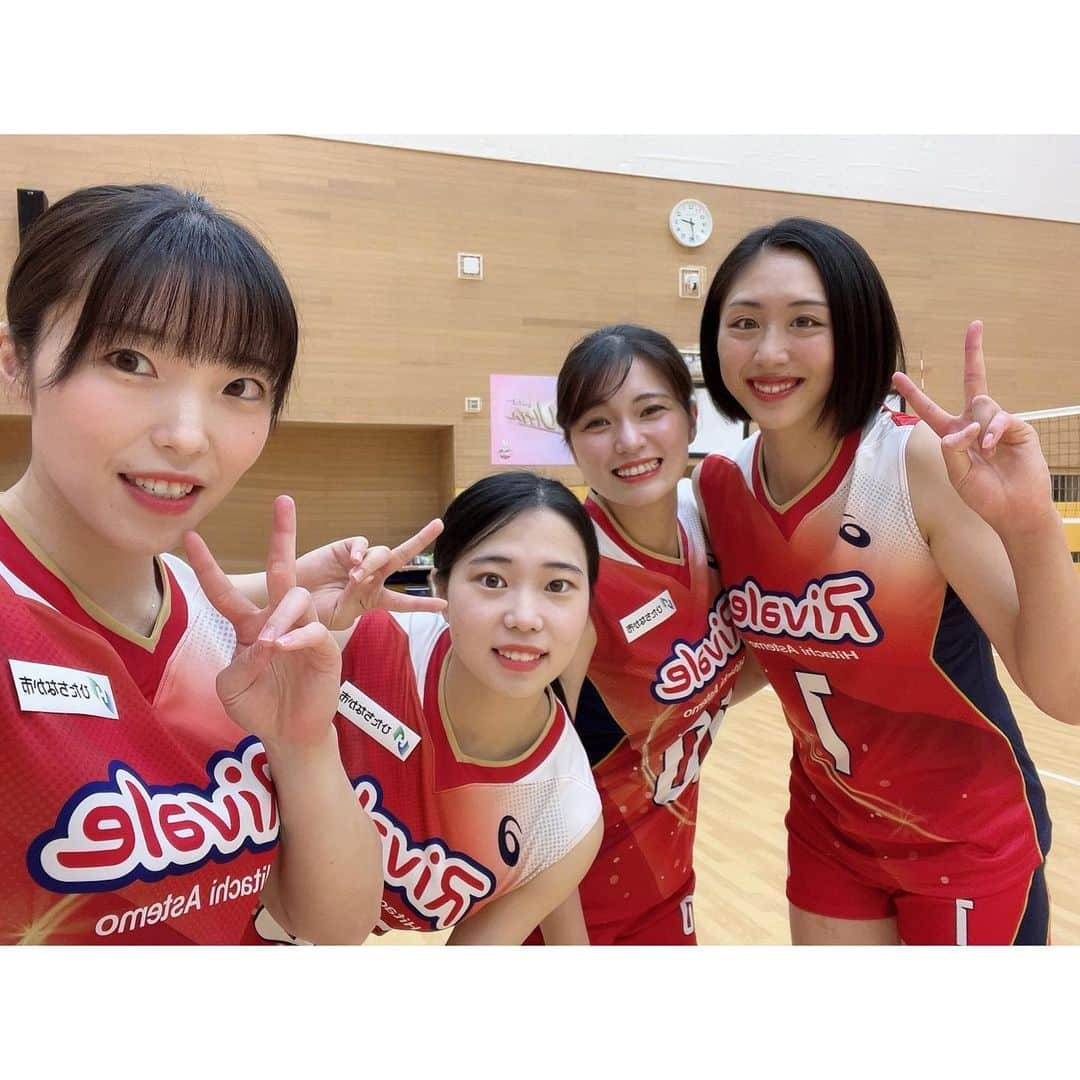 小池杏菜さんのインスタグラム写真 - (小池杏菜Instagram)「Newユニフォーム❤️💙 Newウィンちゃん🐰 とかわいいリヴァ子たちです。 是非会場でお待ちしております😊」9月15日 18時44分 - ancoromochi1216