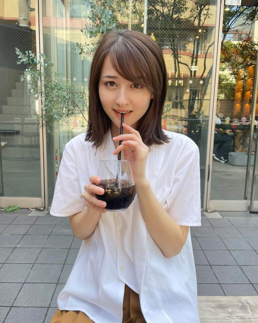 夏目アミリアのインスタグラム：「コーヒーは一日三杯飲むけど全然眠気覚ましにならなくて困っています」