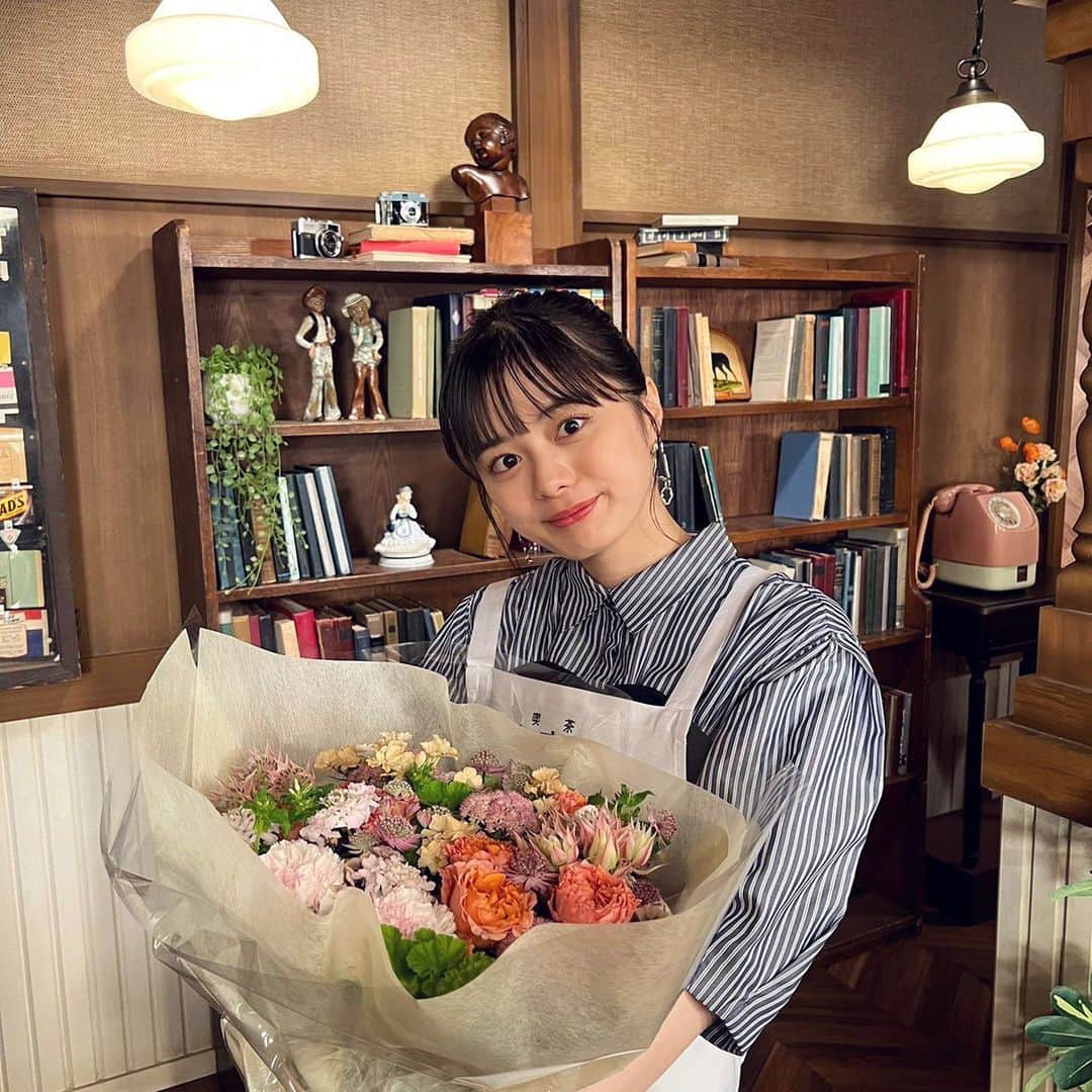 紺野彩夏のインスタグラム：「漫画家イエナガの複雑社会を超定義 今回はラーメンです☺︎ ぜひご覧ください〜！ @nhk_chouteigi」