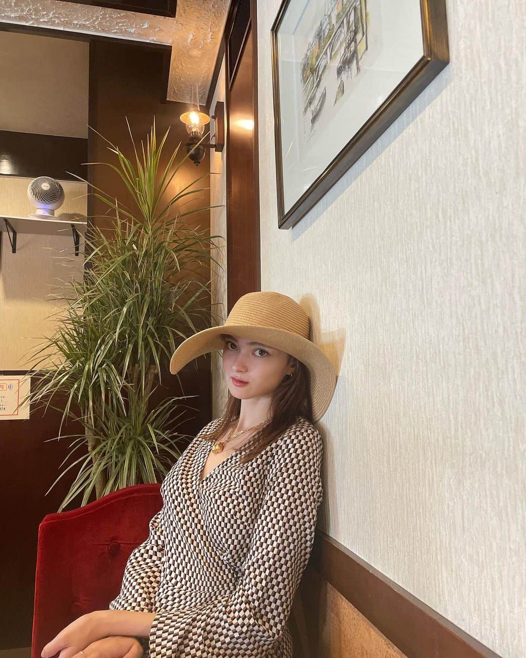 モニカのインスタグラム：「☕️♥️ .  #喫茶店  #箱根旅行  #箱根」