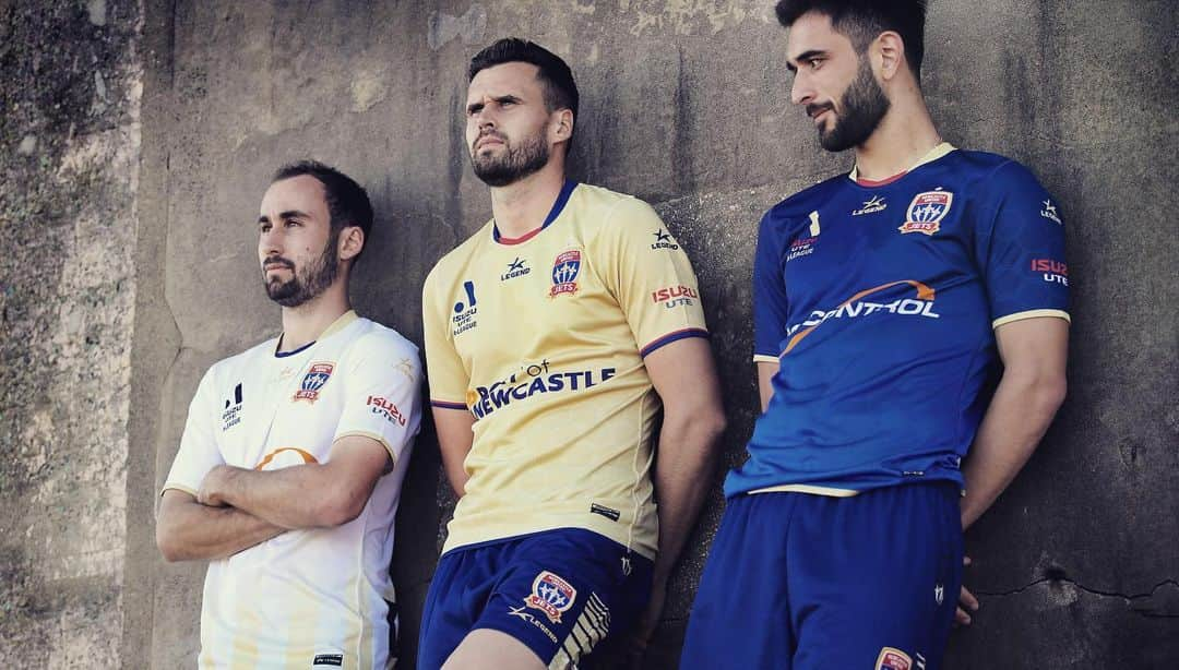 カール・ジェンキンソンさんのインスタグラム写真 - (カール・ジェンキンソンInstagram)「New Kit 22/23 + miscellaneous @newcastlejetsfc」9月16日 16時35分 - carljenkinson