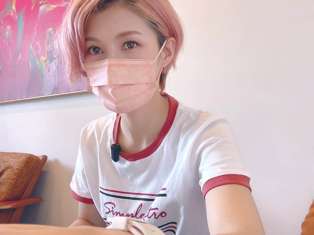 加藤優のインスタグラム：「.  本日は母と秦野市内スイーツ巡りに 行ってまいりました！！🍩✨  YouTubeで後日公開予定です😆  ご協力いただきましたお店の皆さま！ ありがとうございました☺️  🔻チャンネルはこちら🔻 https://youtube.com/user/yuupan515  #加藤の優チューブS  #秦野市 #スイーツ #加藤優 #はだのふるさと大使」