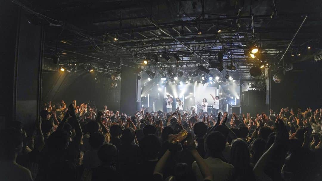 空白ごっこのインスタグラム：「空白ごっこONEMAN TOUR "halo" ライブショット📸  photo by @heterover.hiro」