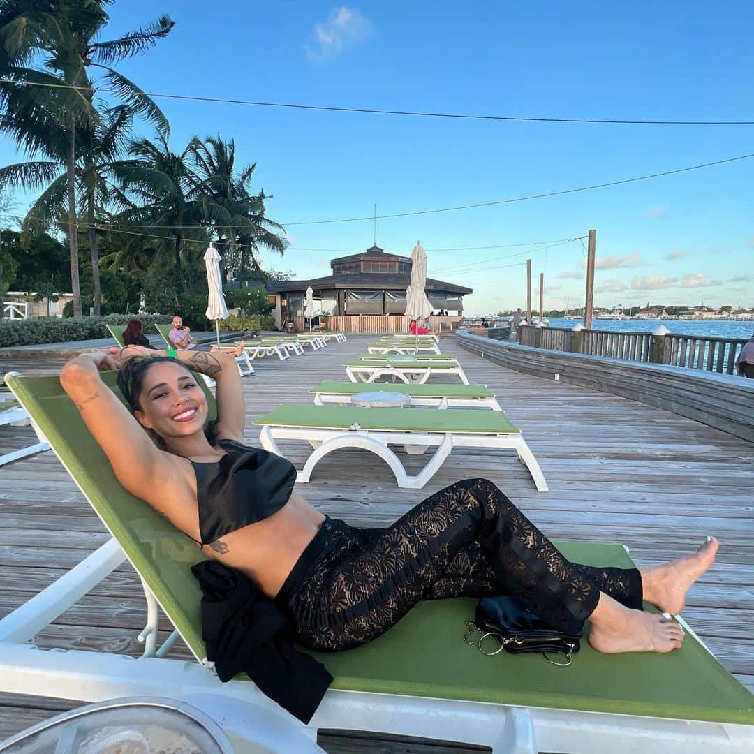 Tianna Gregoryのインスタグラム：「Sweeter than candy 🍭」