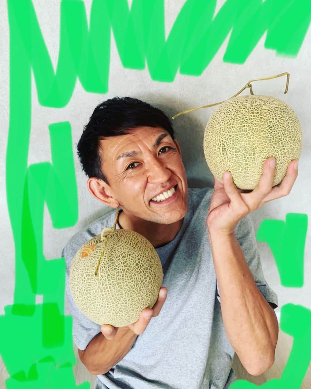 のインスタグラム：「北海道育ちメロン🍈🍈🍈 . . #かんだファーム #美味しいメロン #名寄メロン」