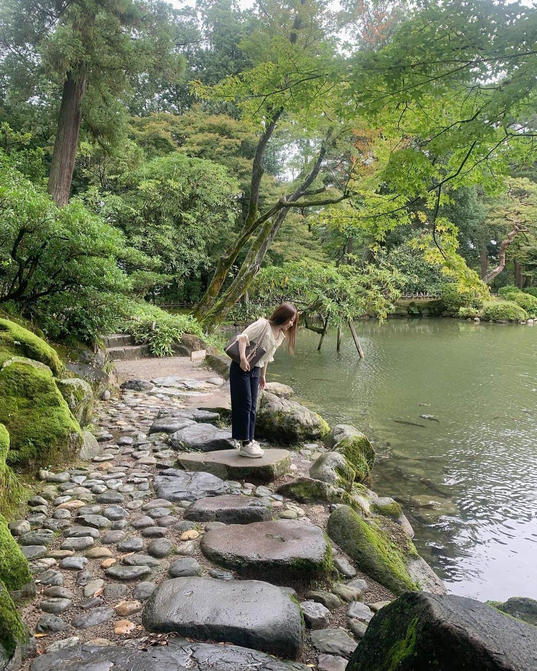 河瀬詩さんのインスタグラム写真 - (河瀬詩Instagram)「・  少し前に、 お友達と金沢に行ってきました〜🍃  初金沢、 落ち着いていてとても素敵な場所でした🐟  楽しかった🐟」9月17日 20時43分 - kawase_uta