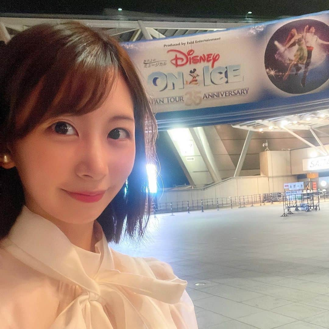 服部彩加さんのインスタグラム写真 - (服部彩加Instagram)「ディズニー・オン・アイス JAPAN TOUR 35th ANNIVERSARY 埼玉公演 18:30～の部⛸🎀✨️  オープニングMCを務めさせて頂きました🎤 会場の皆さんの反応がとても温かく、私も楽しい時間を過ごせました!!  ありがとうございました☺️❄️✨️ #ディズニーオンアイス #ディズニーオンアイス2022 #disney #disneyonice」9月17日 21時03分 - saika_hattori0228