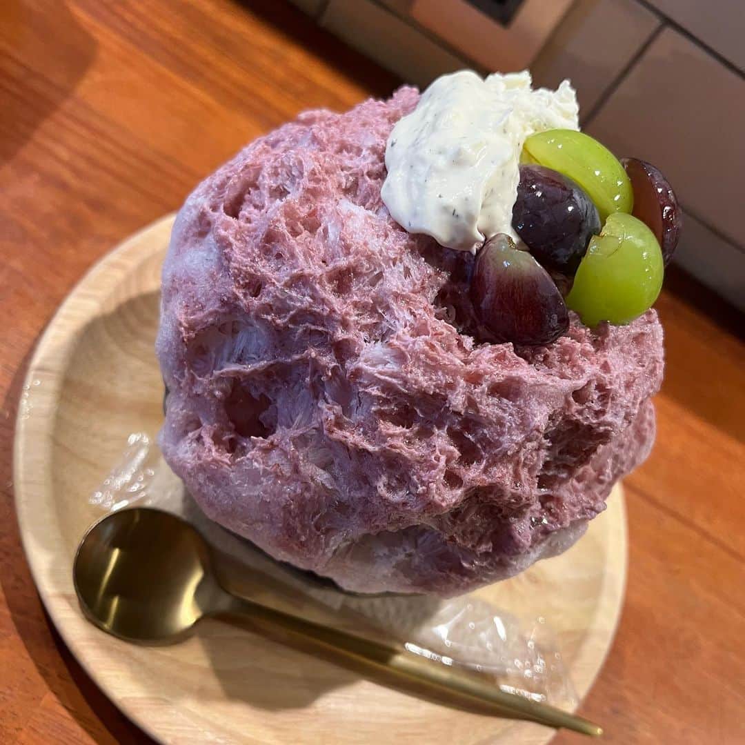西谷麗菜さんのインスタグラム写真 - (西谷麗菜Instagram)「かき氷食べてきたよん🍧💓」9月17日 21時48分 - __reeechangram__