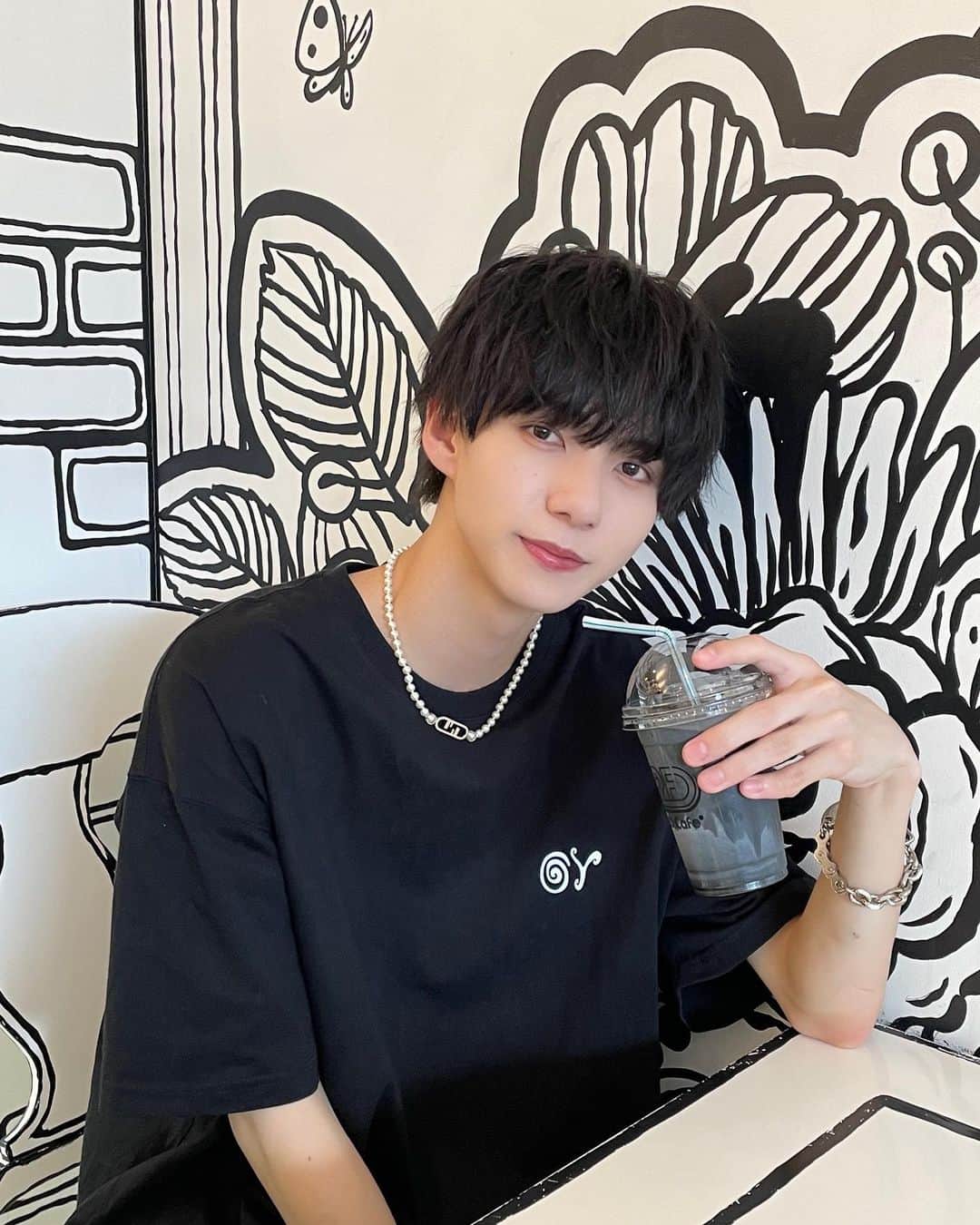 宇佐美健土のインスタグラム：「珍しくカフェ行ってきた☕」