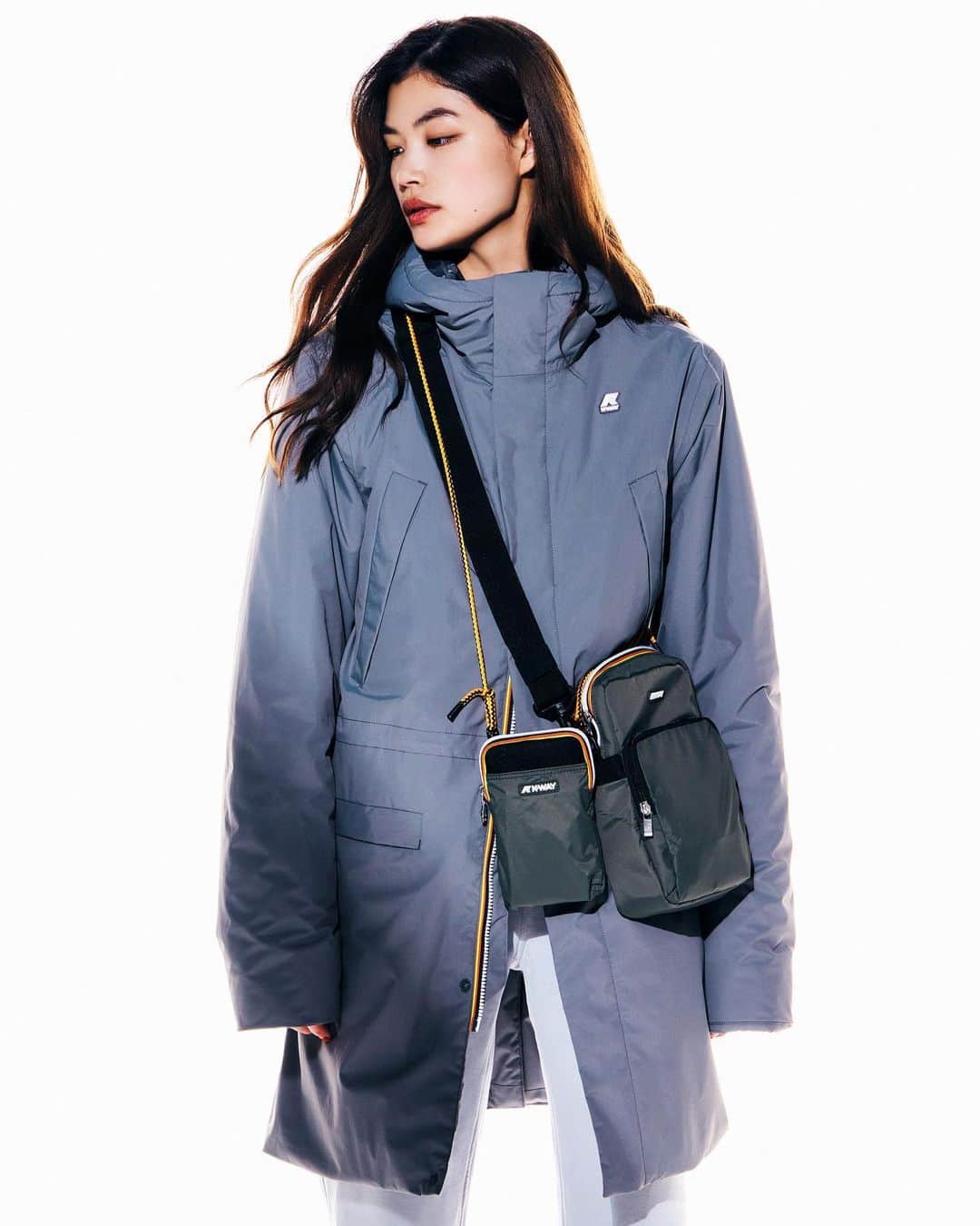 のインスタグラム：「@kway_official  #KWAY」