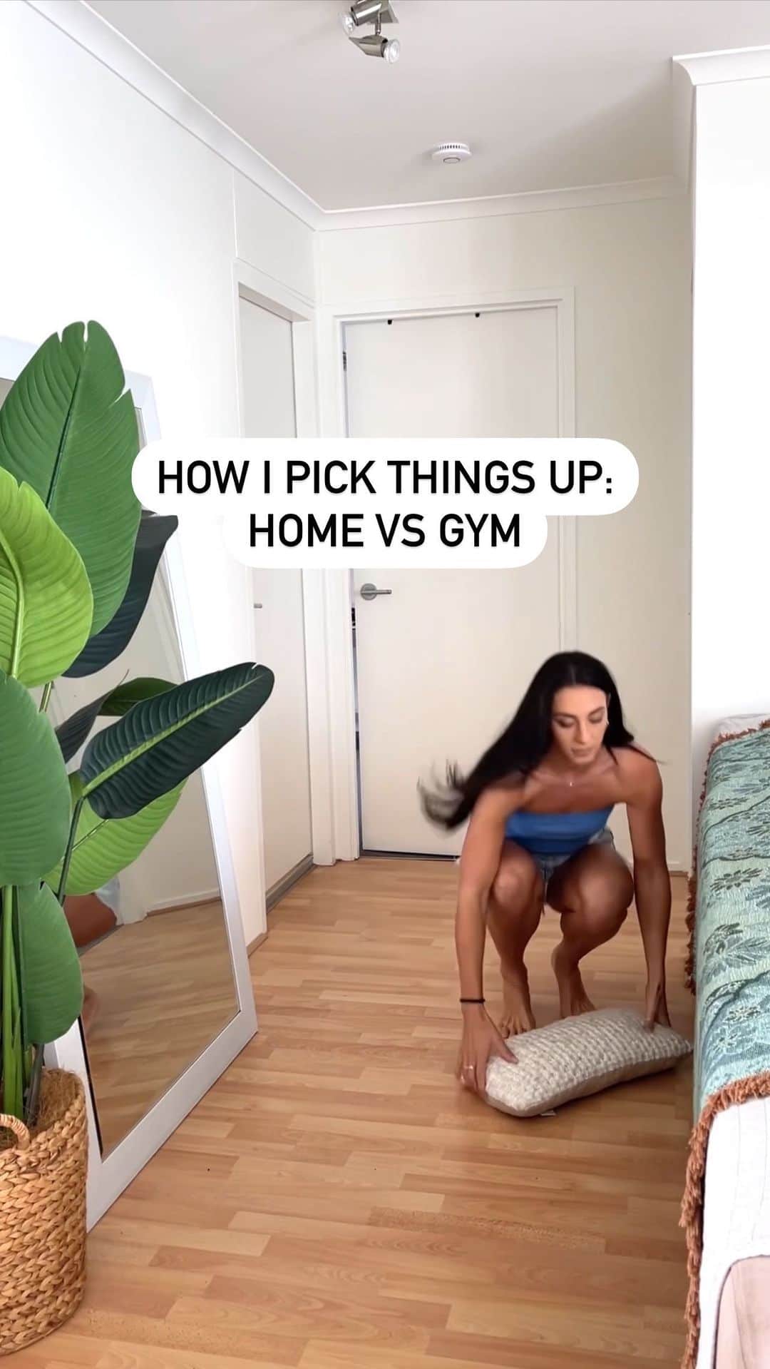 のインスタグラム：「Who else does this? 😂」
