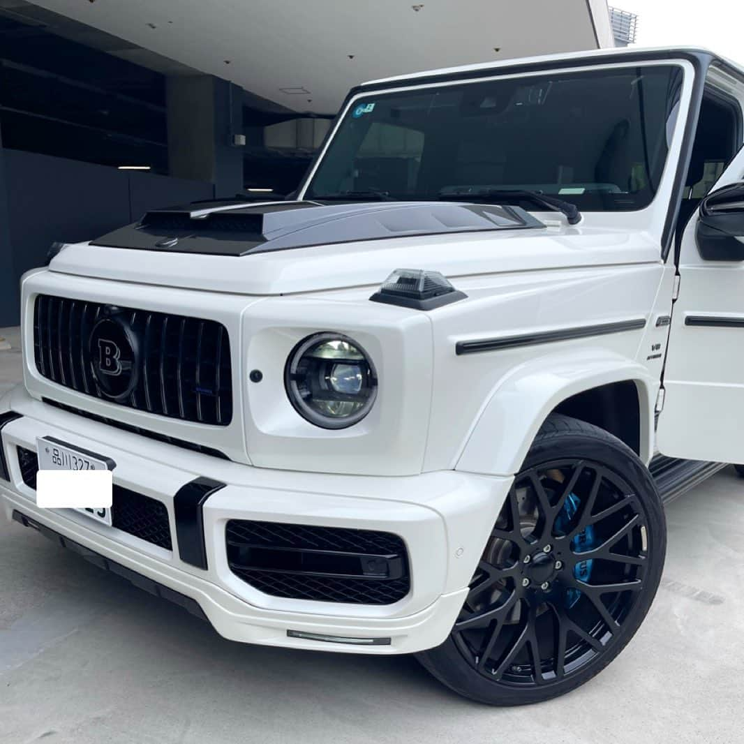 西片かずひろのインスタグラム：「G63多過ぎるからブラバス  #amg63 #brabus #g63brabus #ゲレンデヴァーゲン」