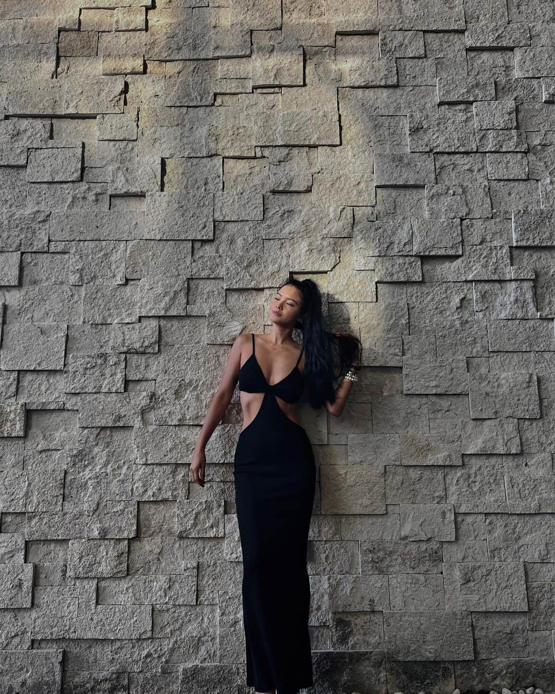 Janie W.さんのインスタグラム写真 - (Janie W.Instagram)「little black dress 🖤」9月18日 0時09分 - janienyc