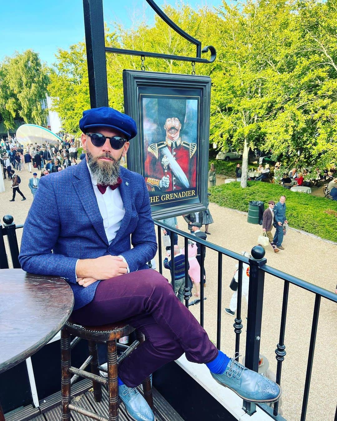 ジョー・レドリーのインスタグラム：「Day 2 Goodwood 💜」