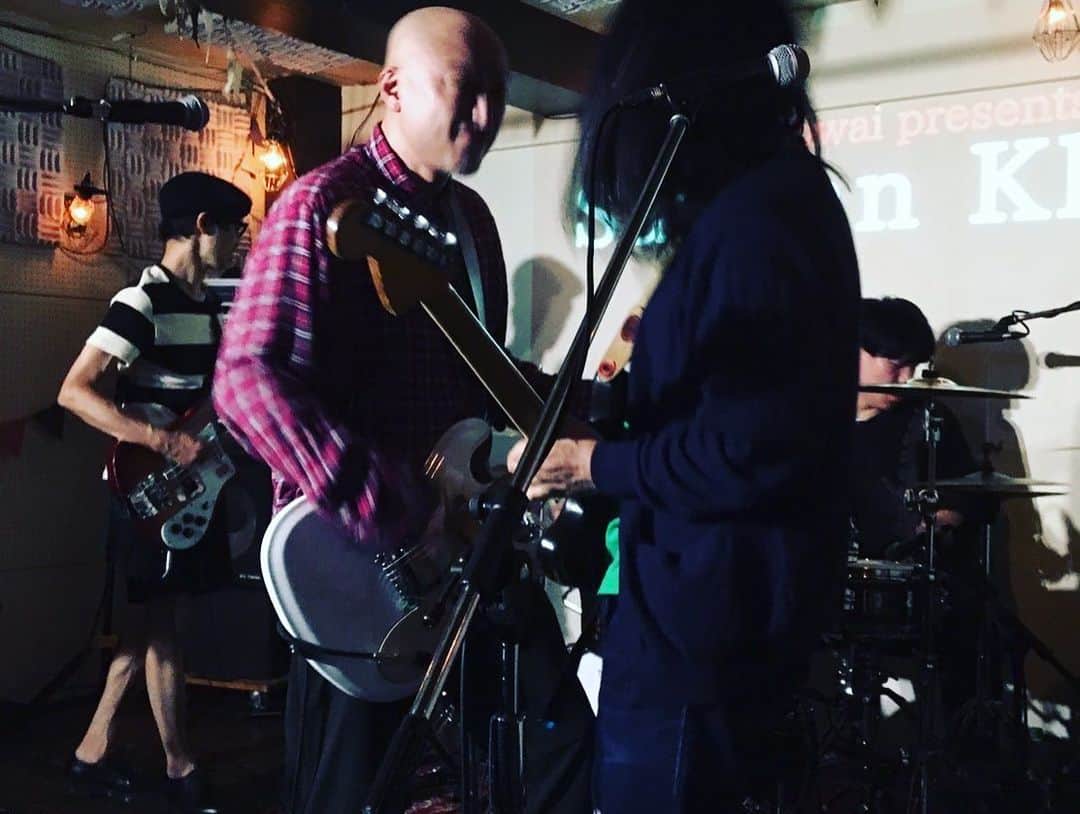 山内圭哉のインスタグラム：「おはよう御座います。 改めまして、昨夜はkhwai presents「Sphan khwai」にお越し下すった皆様、誠に有難う御座いました。 関わって下すった皆様のおかげで、久方ぶりに楽しいライヴになりました。 うん。楽しかったなぁ。」