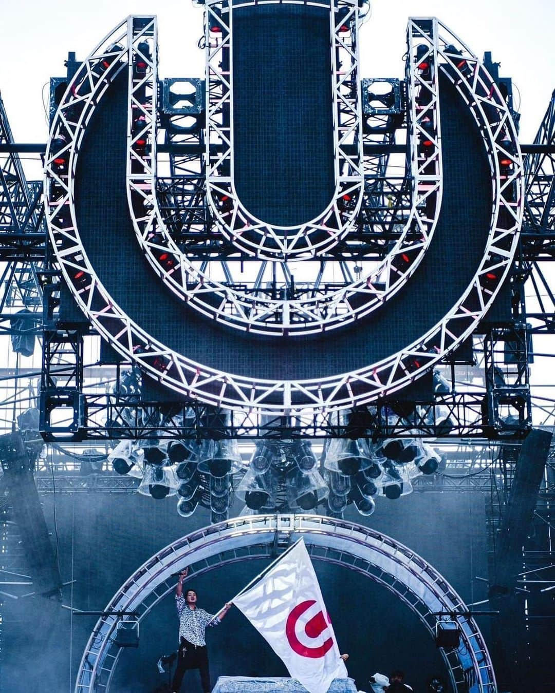 DJ TORAさんのインスタグラム写真 - (DJ TORAInstagram)「all love you guys  thank you so much  ULTRA JAPAN🇯🇵  #ULTRAJAPAN #ultra #ultrajapan2022 #djtora」9月19日 0時06分 - djtora_jpn