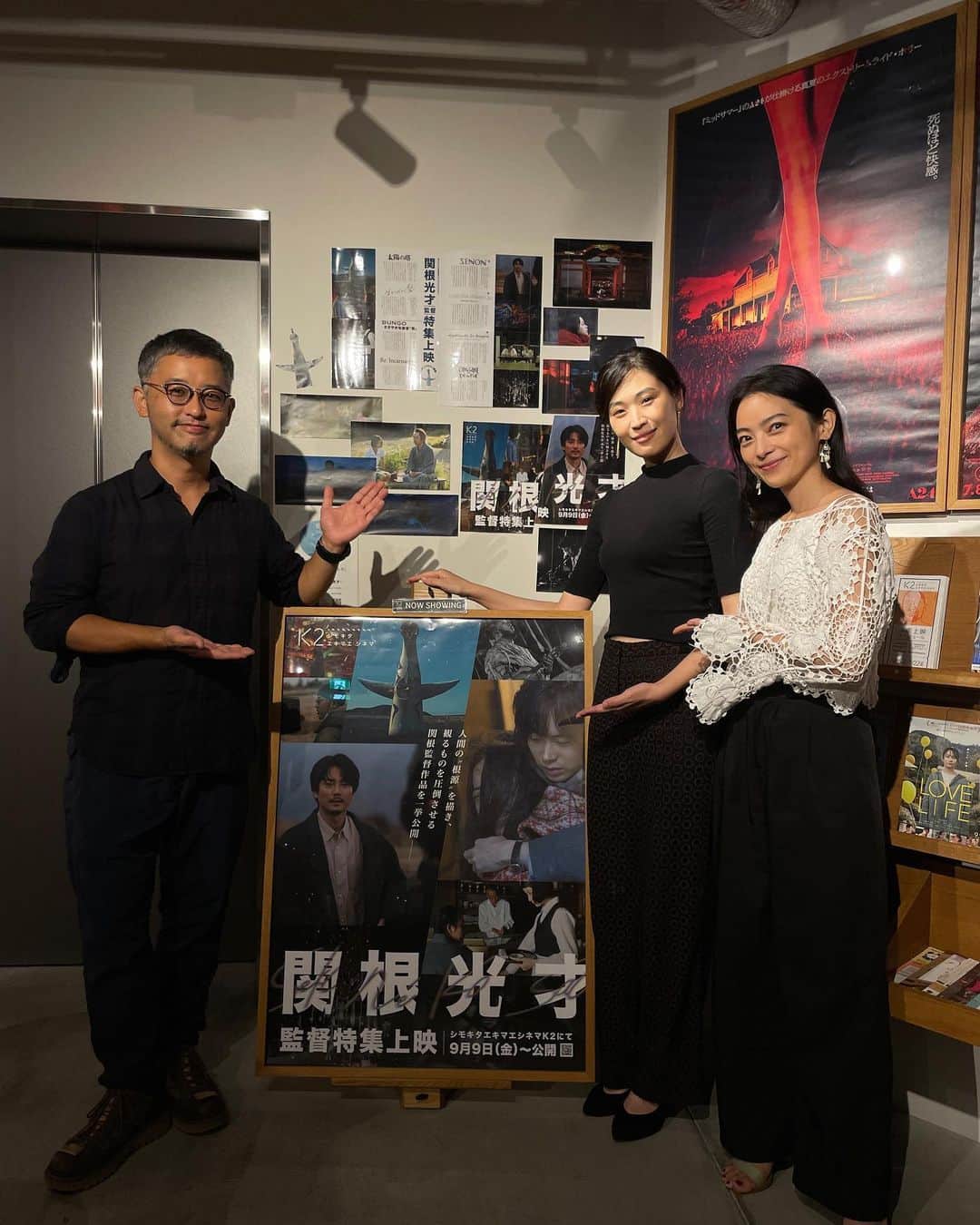 蒼あんなのインスタグラム：「ご来場ありがとうございました！✨  特集という形を初めて観たけど 監督の生きてきた人生の 片鱗みたいなものが より伝わってくるような気がして 不思議な感じした🤔✨  映画はやっぱりいいなあー😌✨ 10/6までやっている予定です！ 是非お立ち寄りください🎬☺️  #映画 #関根光才 #彼女が夢から覚めるまで #movie #電影」