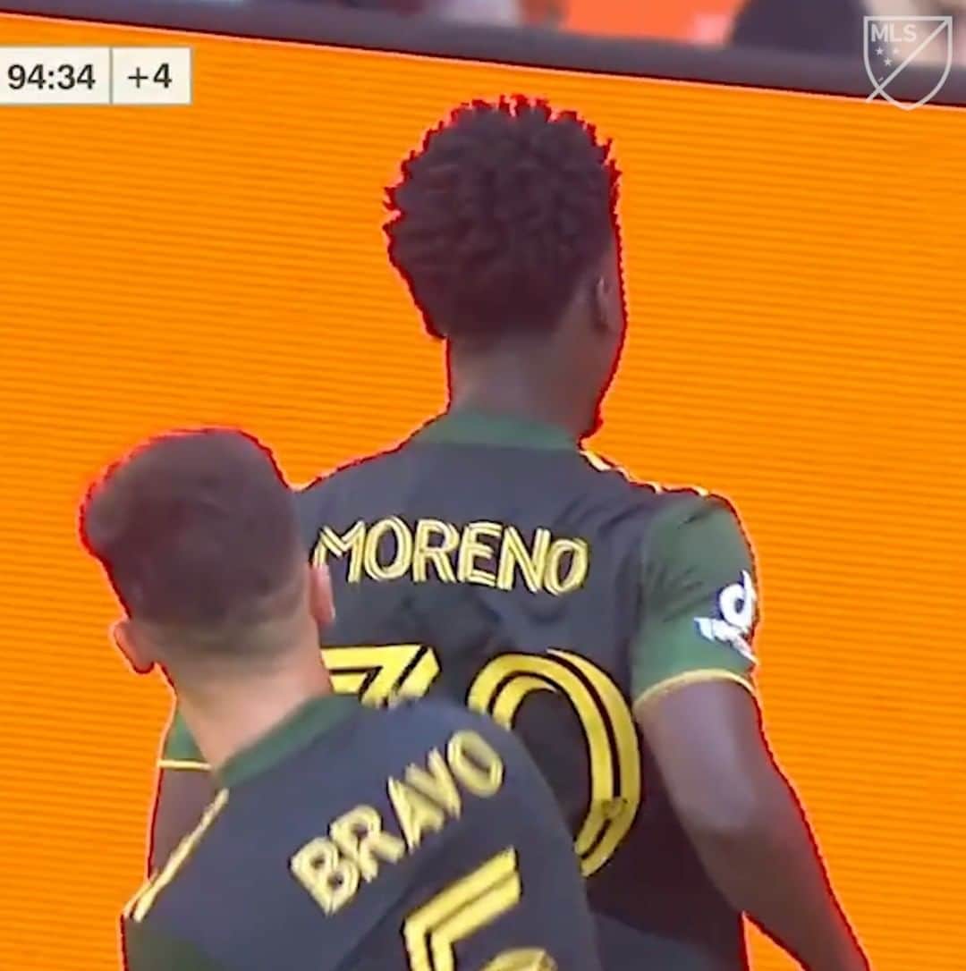 Major League Soccerのインスタグラム：「@santiagoo.moreno1021 stoppage time stunner! 😱」