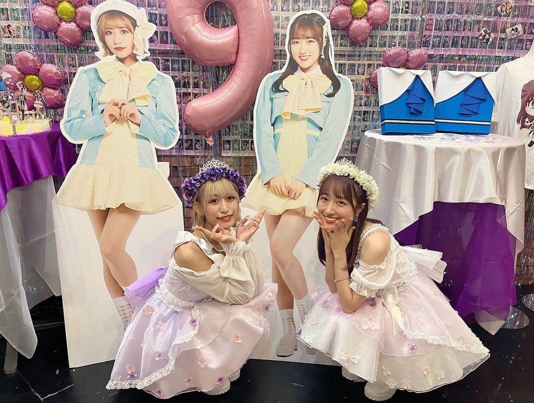 伊咲萌香さんのインスタグラム写真 - (伊咲萌香Instagram)「⁡ かわいいロビーの飾り付けやお花🤍💜 ずーっとここにいたいくらい素敵な空間にしてくれて 本当にありがとう☺ みんなが仲良しなのが本当に微笑ましくてうれしいっ 一生の自慢です🫶🏻 ⁡」9月19日 7時58分 - isakimoeka