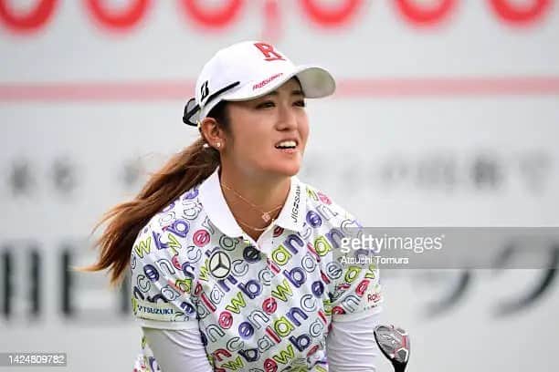 のインスタグラム：「2022.住友生命vitalityレディス  今週もたくさんの応援ありがとうございました😊  少しずつ🤏良くなっていきますように💓  そろそろバック9で落とすのやめよう！ww  今週も頑張ります！！」