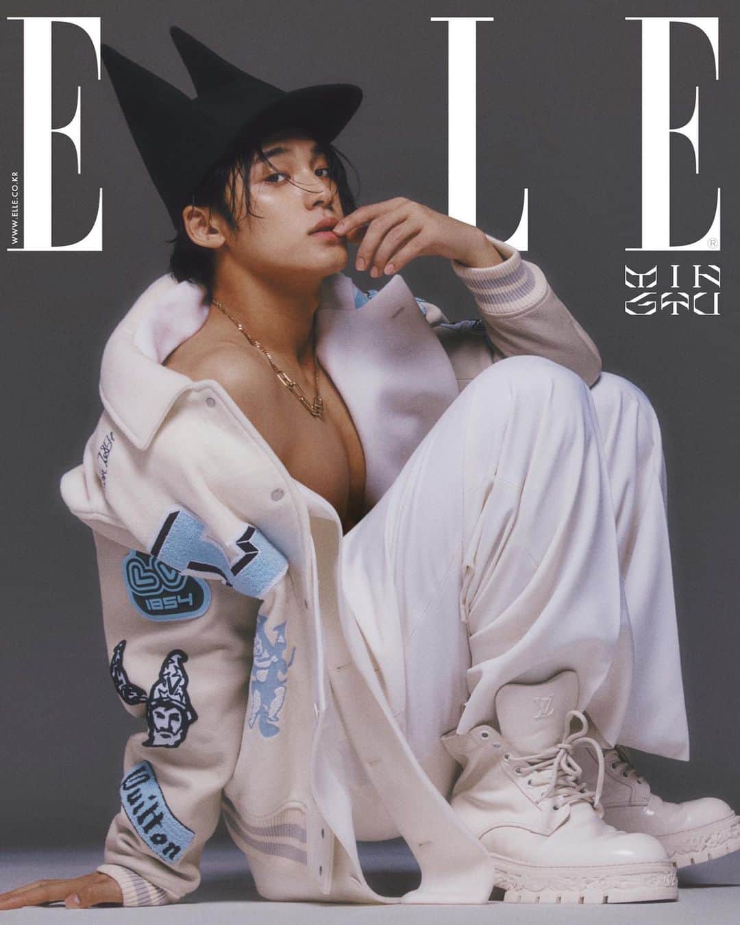 ミンギュのインスタグラム：「🖤 #ELLE #ELLEKOREA  #LouisVuitton #광고」