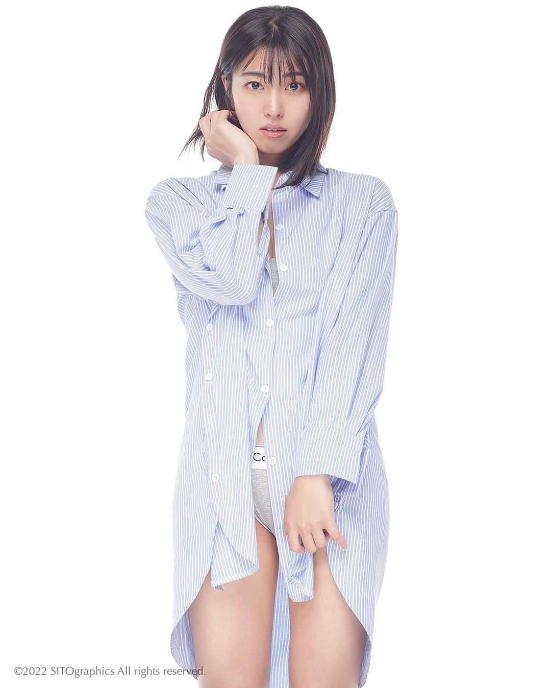 シト山口のインスタグラム：「happy birthday🎂 @i_am_nabana . . . . . . . . . . . .  シトさん呼吸器疾患で長期休業中🙇🏻‍♂️💦 明日から動くけど台風でスタジオ壊滅の恐れアリ😱」