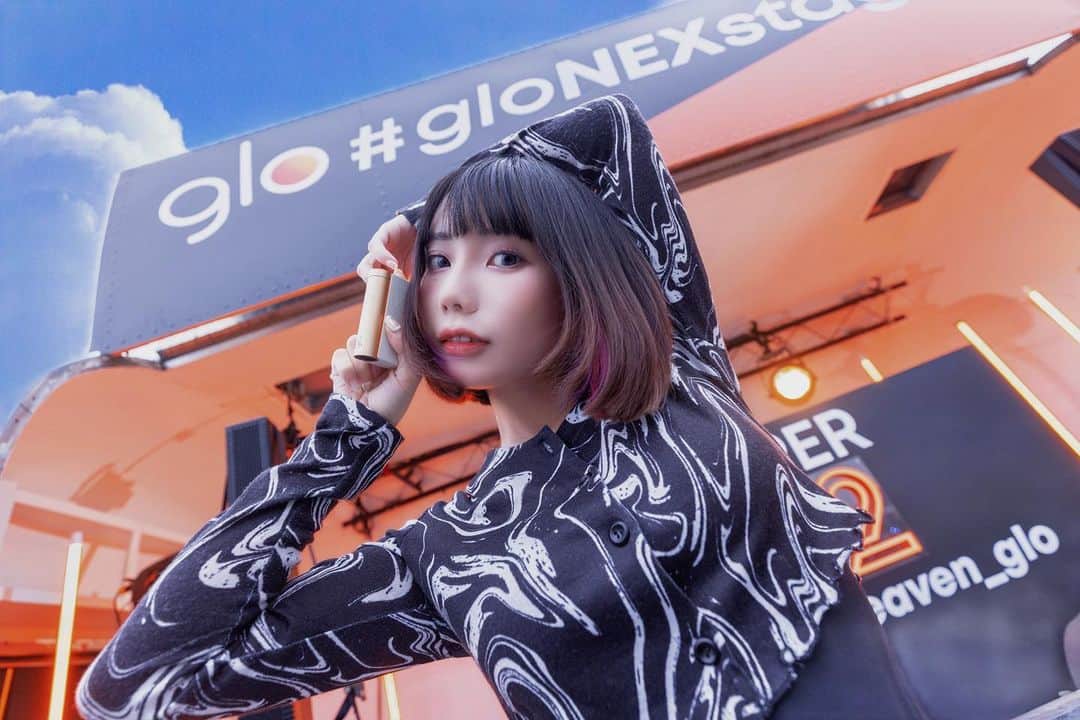 涼川ましろのインスタグラム：「BLUE SKY HEAVEN🧡💙 雨の予報だったのに雨降らなかったね☔️☀️ みんな晴れ男晴れ女だったのかな😝 たのしかった〜🌈🏍🎵  @harleydavidsonjapan @glo.japan @blockfm #blueskyheaven #ブルスカ #BlueSkyHeaven_glo #glo #blockfm」