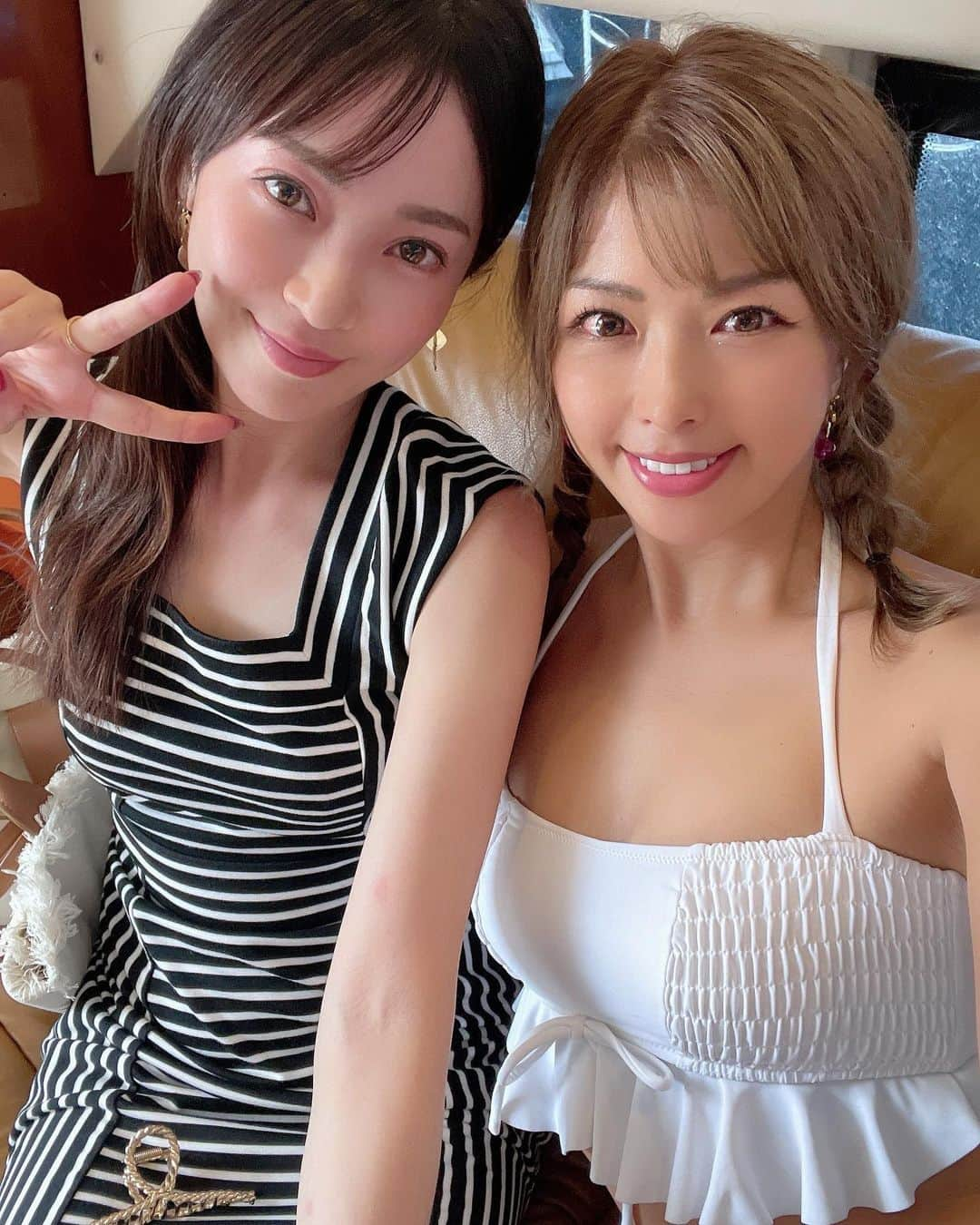 竹村真琴さんのインスタグラム写真 - (竹村真琴Instagram)「* 夏の思い出〜🛳🌊 わたしの顔お酒で赤い😚🍹 今年の夏は海と川と両方行けたっ🙌🏼 . . . #夏の思い出 #クルージング #船 #ほろ酔い #プロゴルファー #女子プロゴルファー #ゴルフ女子 #竹村真琴 #あおい夏海」9月19日 21時53分 - makototakemura_golf